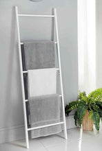 Load image into Gallery viewer, Homme Concept - White Towel Ladder with 5 Rungs Wooden Clothes Airer Bathroom Towel Hanger Decorative Freestanding Rack Towel Holder for Toilet Home Decor