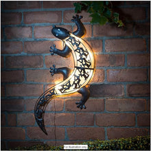 Load image into Gallery viewer, Homme Concept – Sun Solar Powered Outdoor Garden Metal Wall Art, Solar Garden Ornaments, Solar lights Outdoor, Garden Decoration Pathway Lights. [Energy Class A]